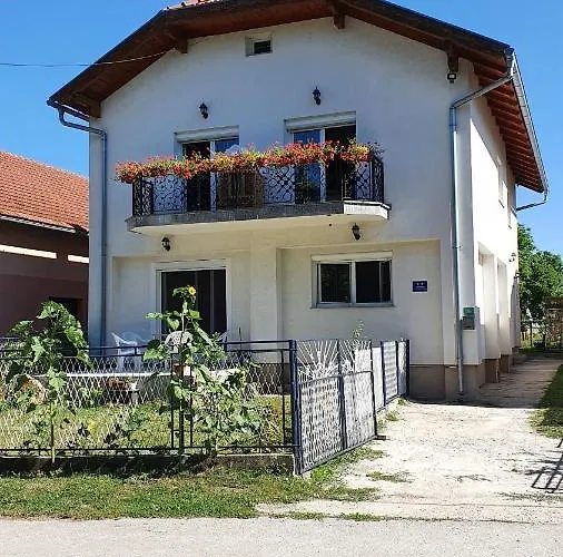 River Una Apartment In Awesome Wonder - Terrace With Riverview
